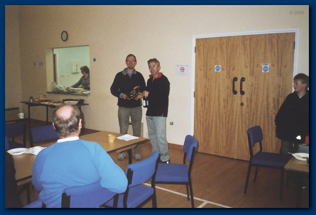 600x399 pixels (97K)